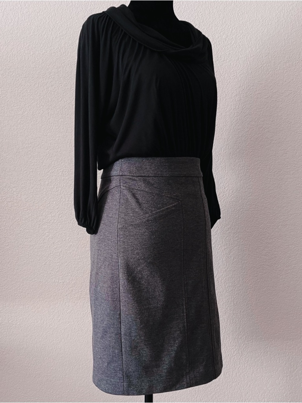 BCBGMaxAzria Jersey Knit Contrast Dress - Picture 3 of 11